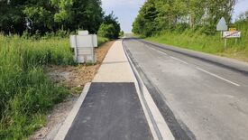 Chemin piétonnier rue d'Avesnes les Aubert
